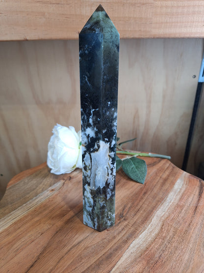 AGATE MOSS TOWER