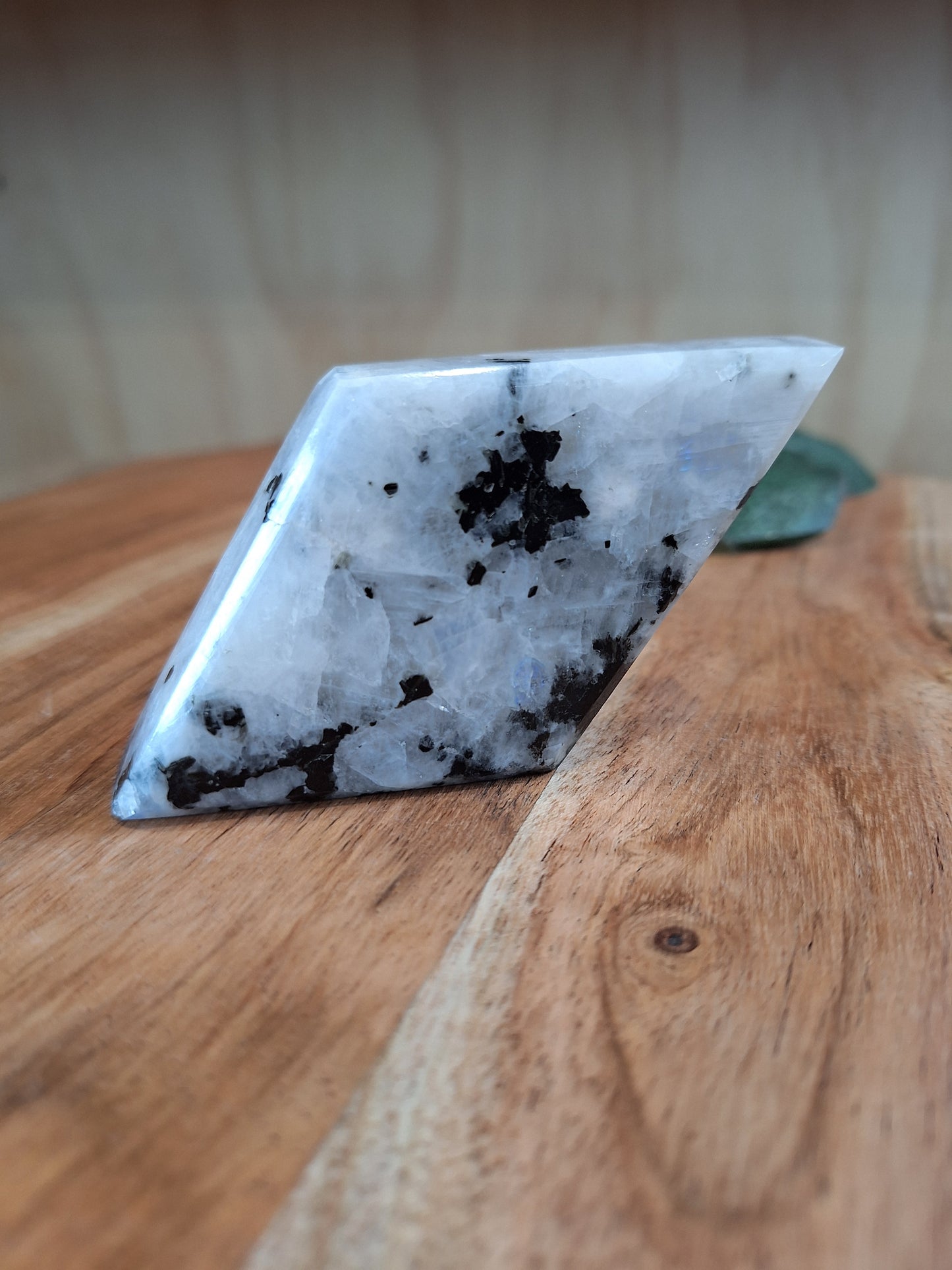 RAINBOW MOONSTONE DIAMOND ON ASTROLOGY STAND
