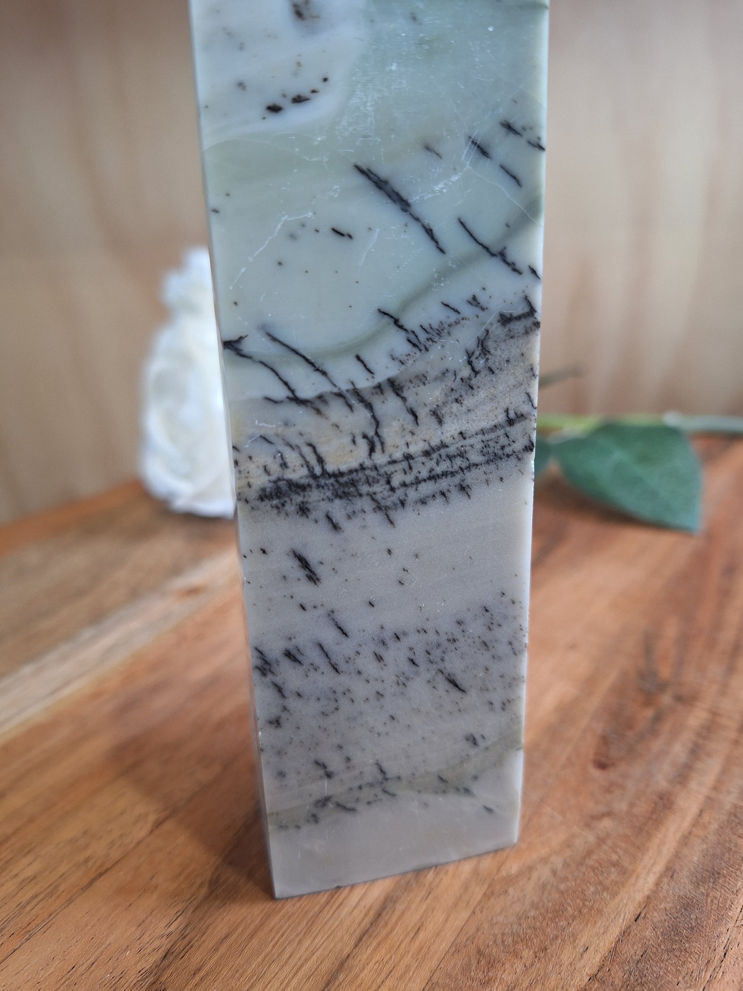 DENDRETIC JASPER TOWER