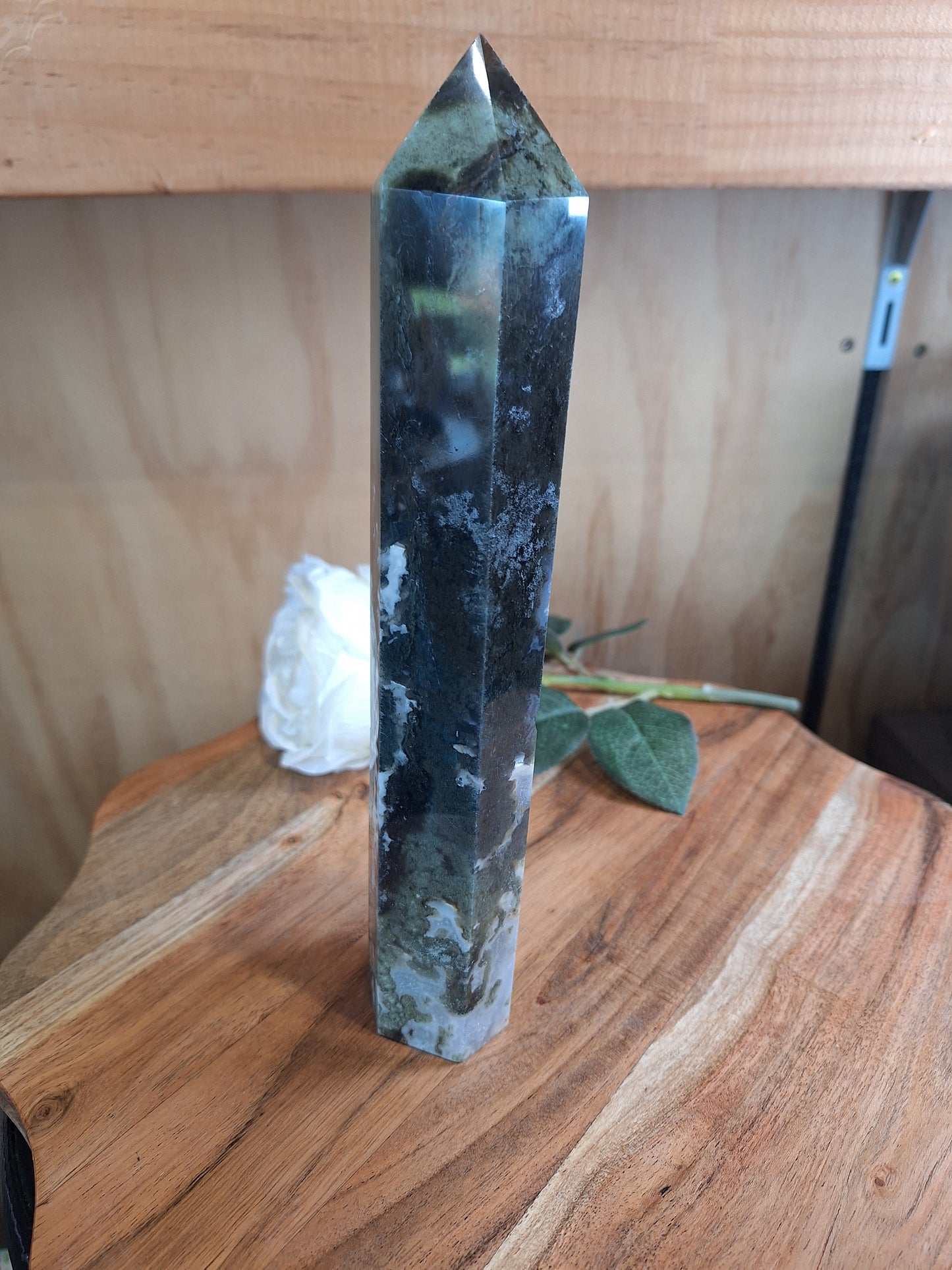 AGATE MOSS TOWER