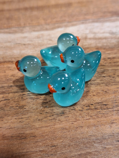 EVERYTHING THAT GLOWS IN THE DARK  (NON CRYSTAL LUMINOUS RESIN)