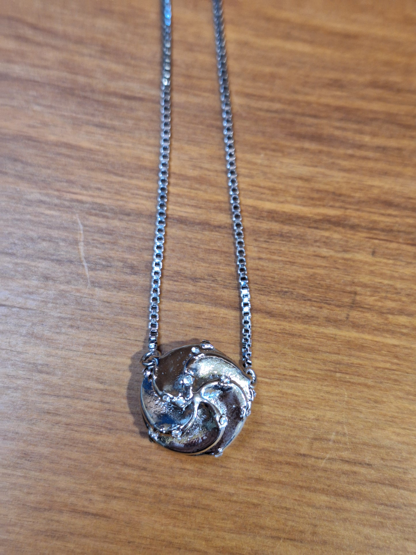 NON CRYSTAL JEWELLERY