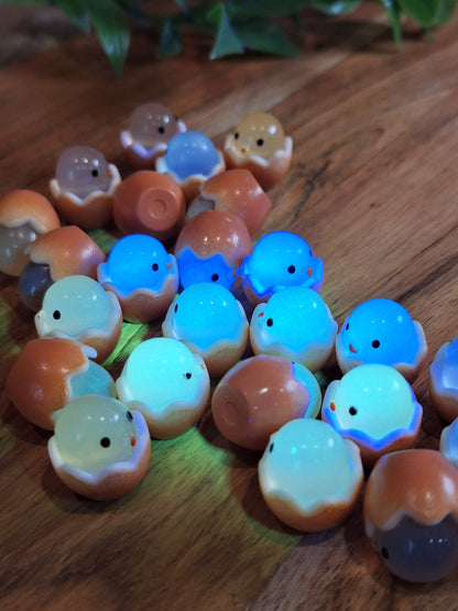 EVERYTHING THAT GLOWS IN THE DARK  (NON CRYSTAL LUMINOUS RESIN)