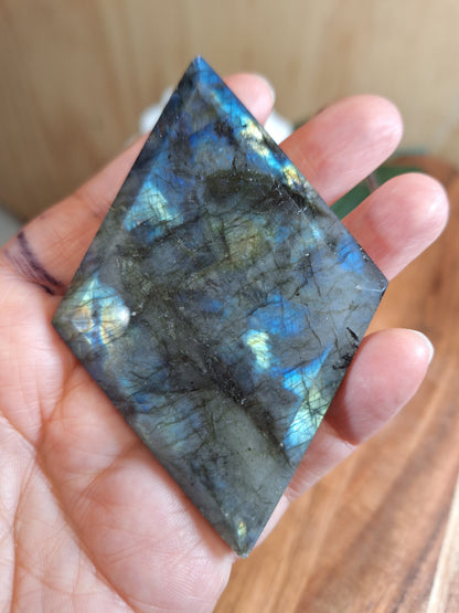 LABRADORITE DIAMONDS