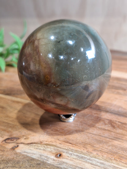 POLYCHROME SPHERE