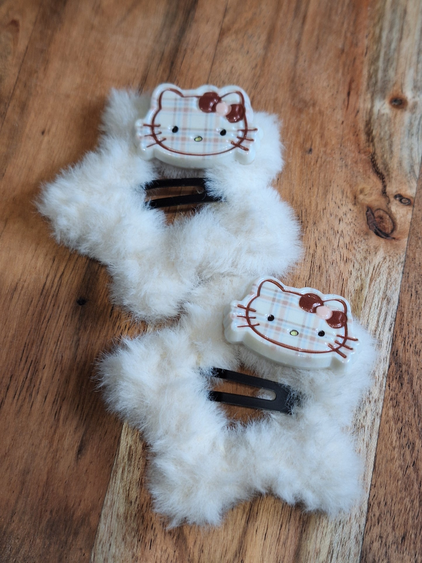 HAIR CLIPS & CLAW CLIPS