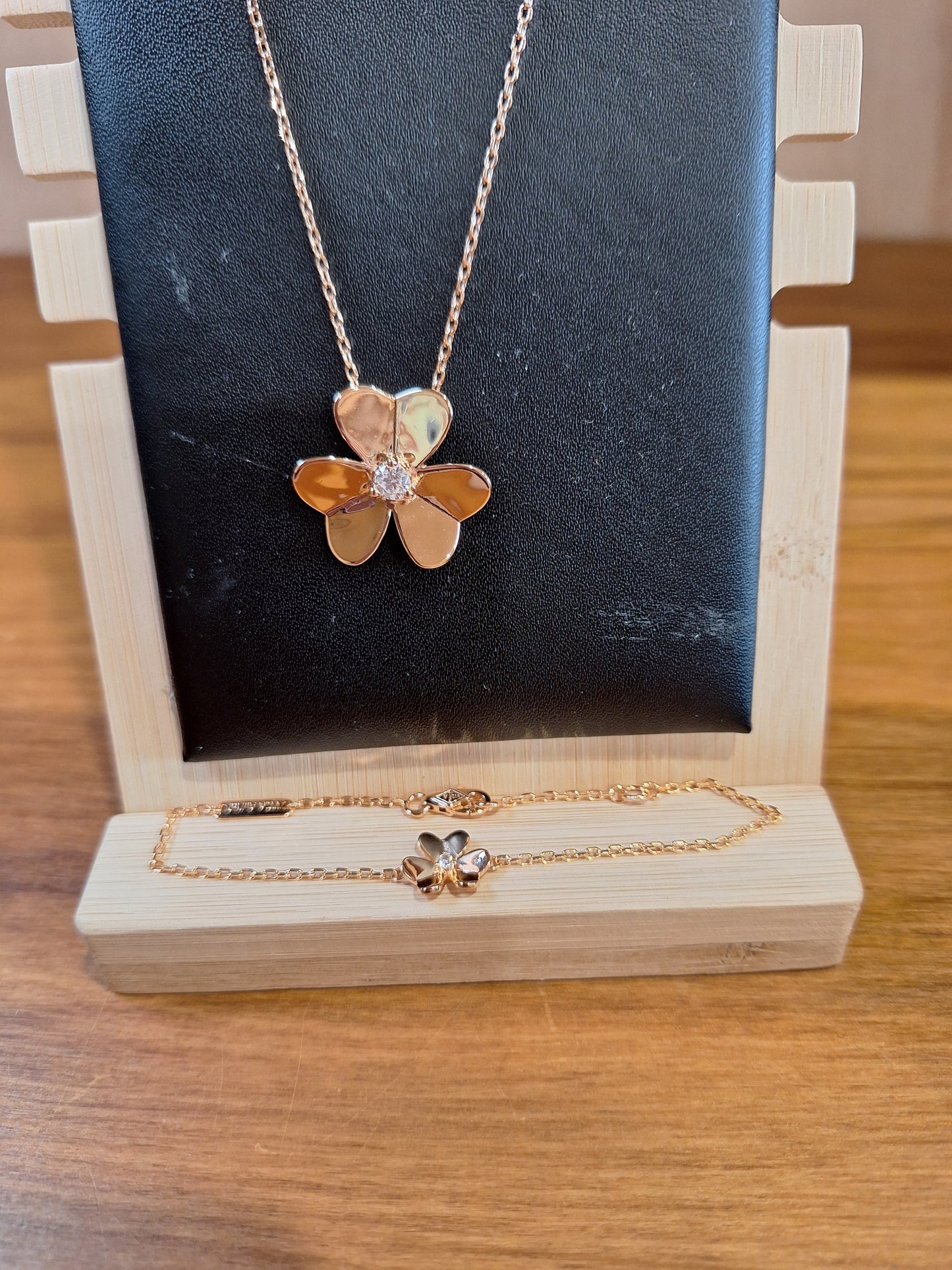 NON CRYSTAL JEWELLERY