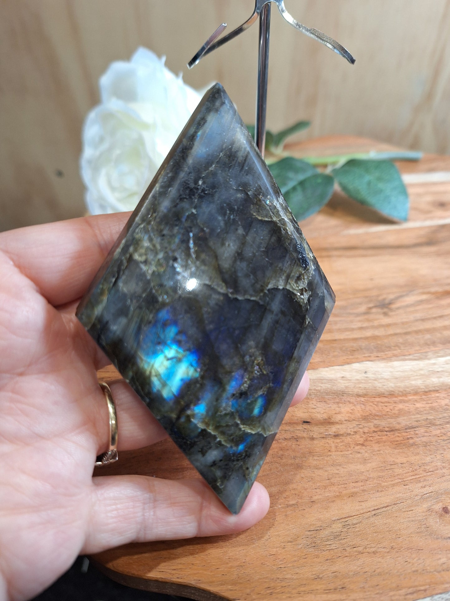 LABRADORITE DIAMONDS