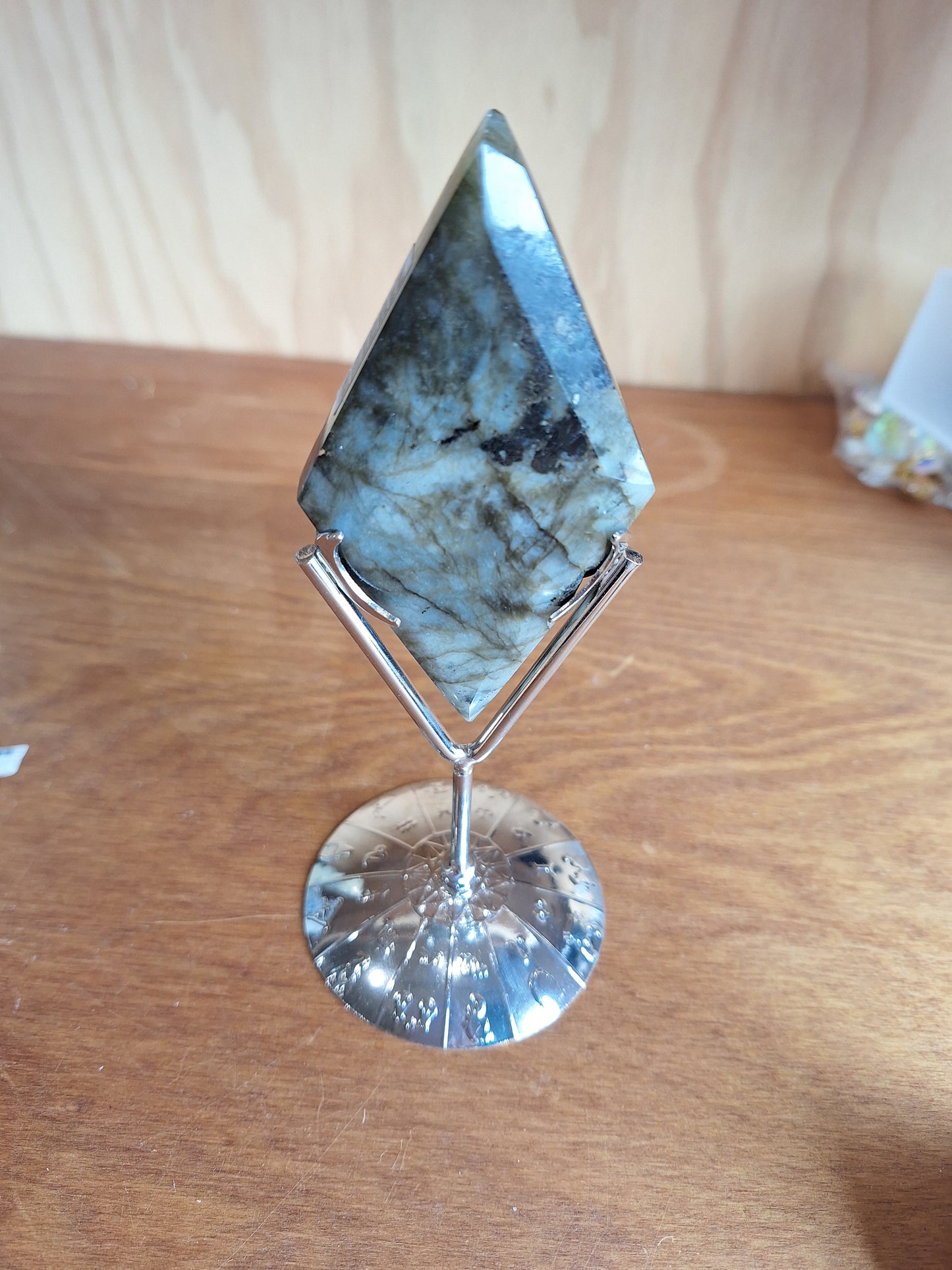 LABRADORITE DIAMONDS