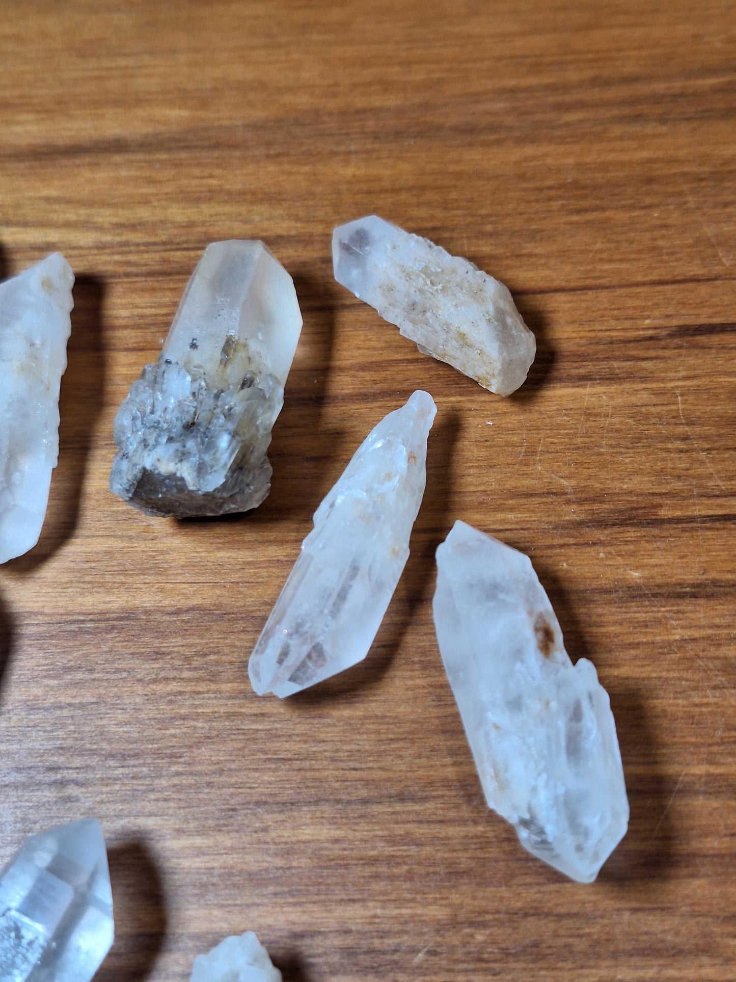 RAW QUARTZ SHARDS/ROUGH PIECES