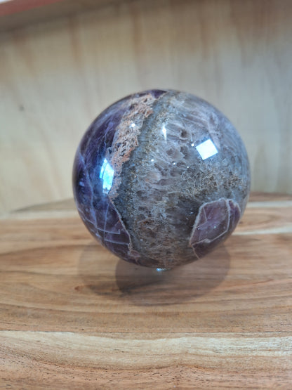 AMETHYST WITH MEXICAN AGATE SPHERE A huge beautiful 1.305 kg!!!
