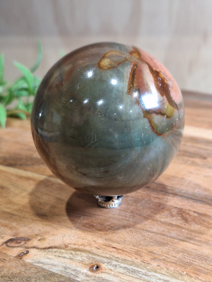POLYCHROME SPHERE