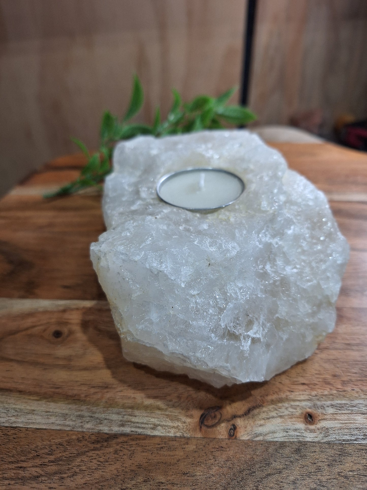 CLEAR QUARTZ RAW WITH CANDLE HOLDER 1493GRAMS!!!!!