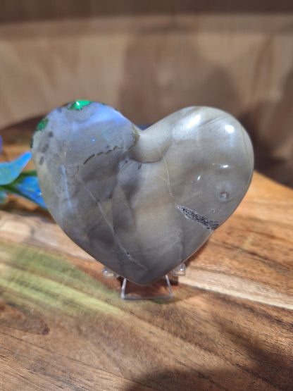VOLCANO AGATE HEARTS