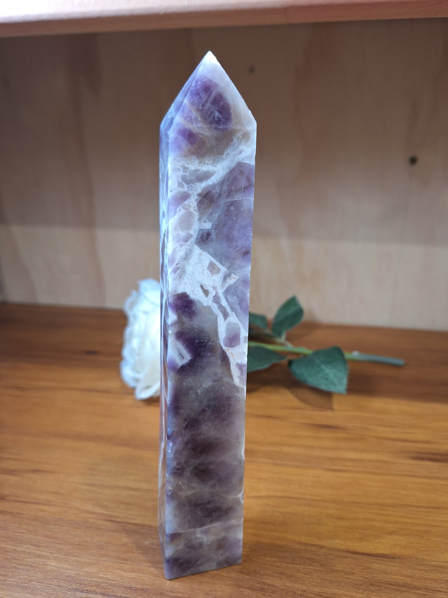DREAM AMETHYST TOWER (CHEVRON AMETHYST)