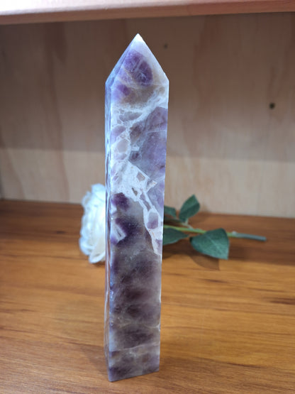 DREAM AMETHYST TOWER (CHEVRON AMETHYST)