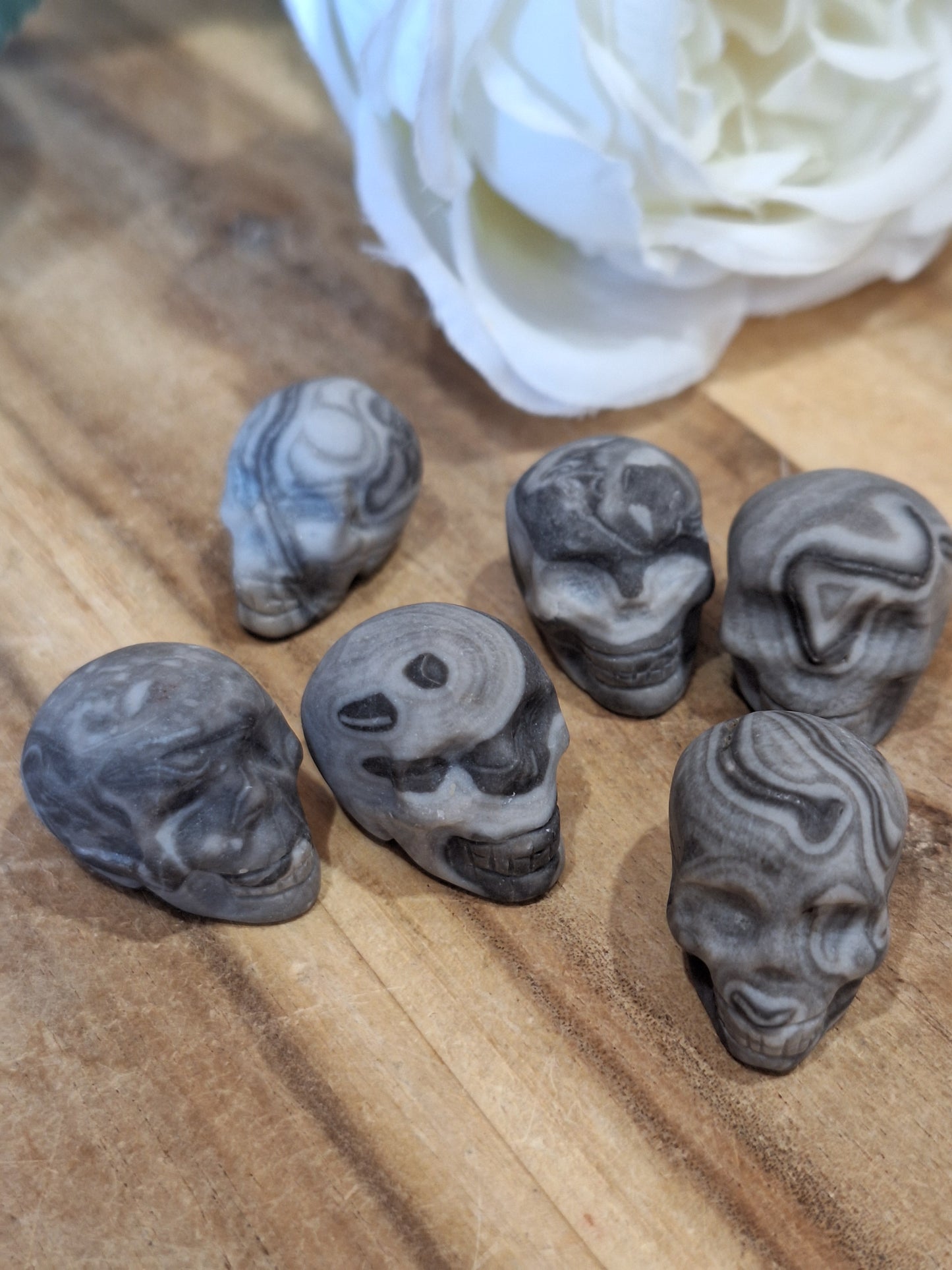 MINI SKULLS