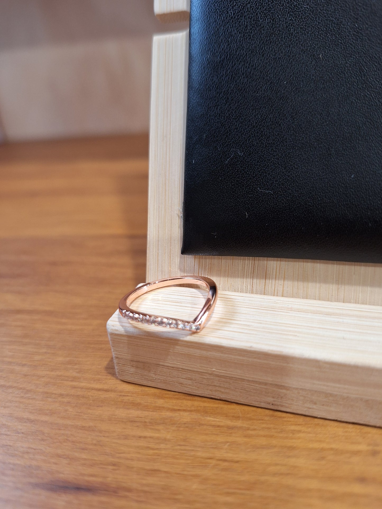 NON CRYSTAL JEWELLERY