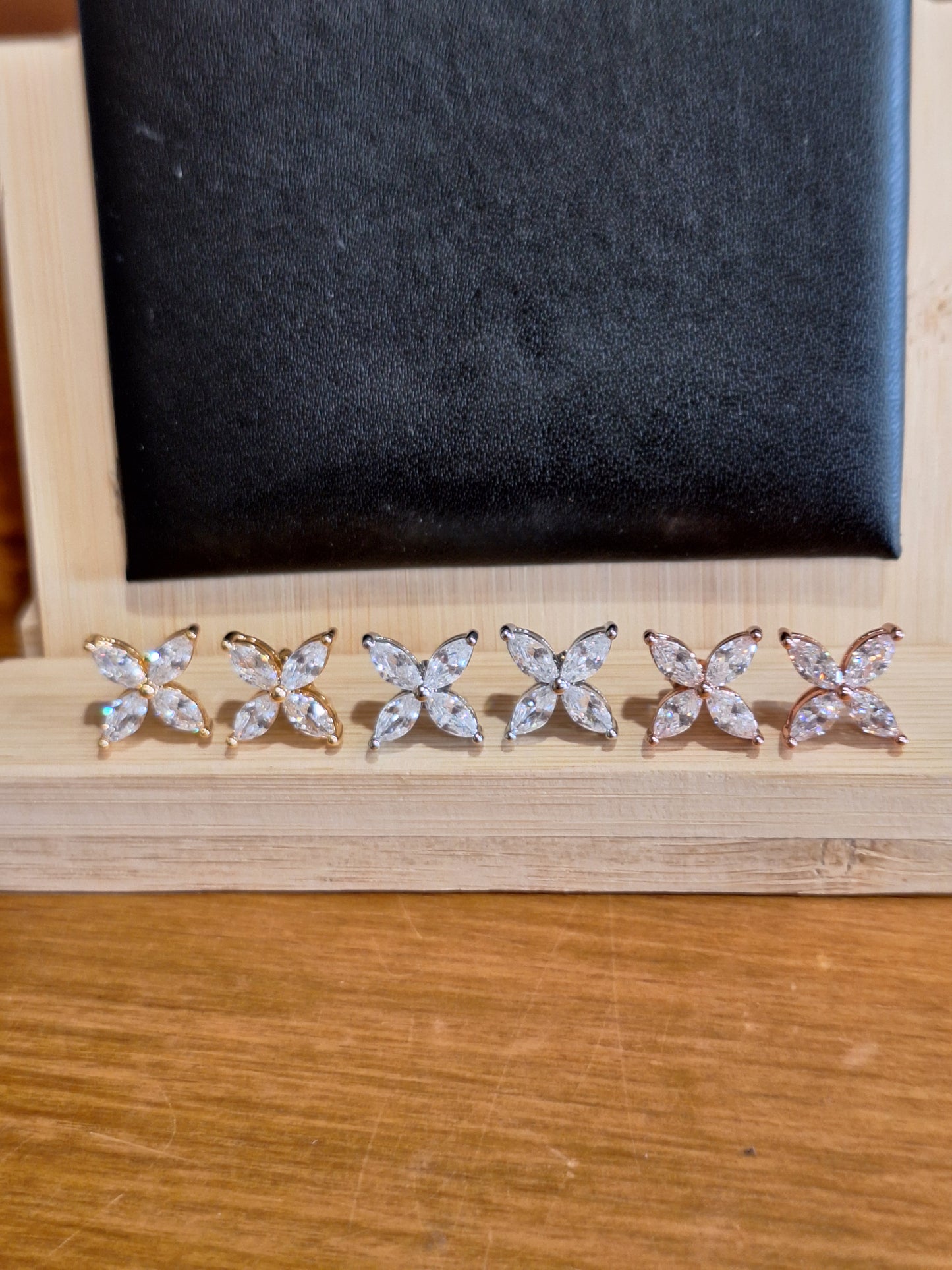 NON CRYSTAL JEWELLERY