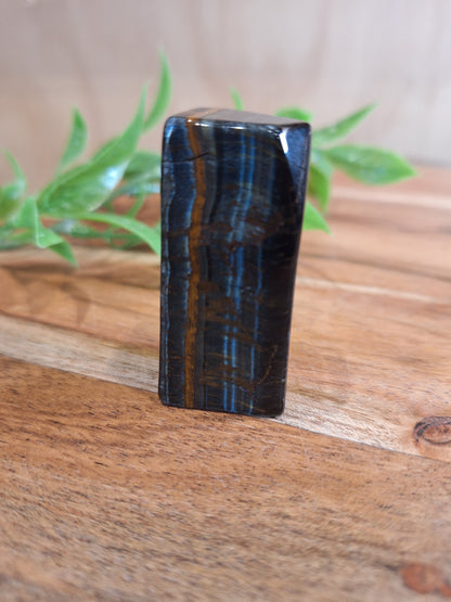 BLUE TIGERS EYE POLISHED RAWS (WARIOUS SIZES & SHAPES)
