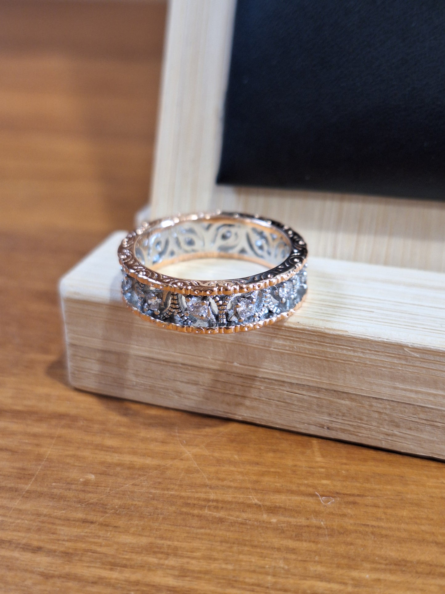 NON CRYSTAL JEWELLERY