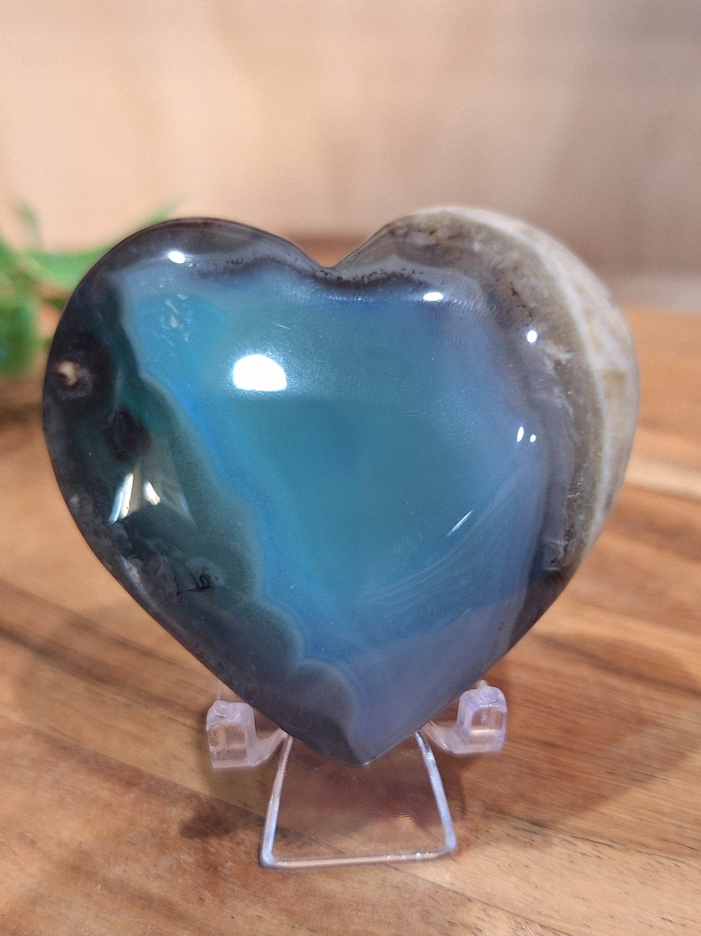 VOLCANO AGATE HEARTS