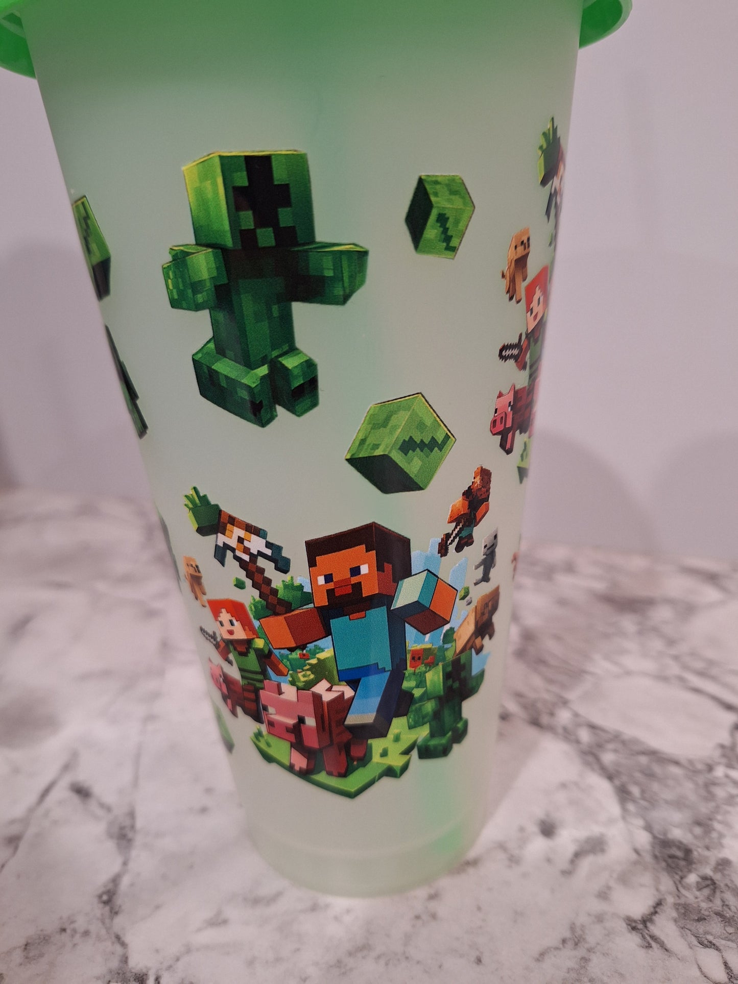 COLOUR CHANGING REUSABLE BPA FREE L CUP (24oz) WITH LID AND STRAW + SUBLIMATION WRAP