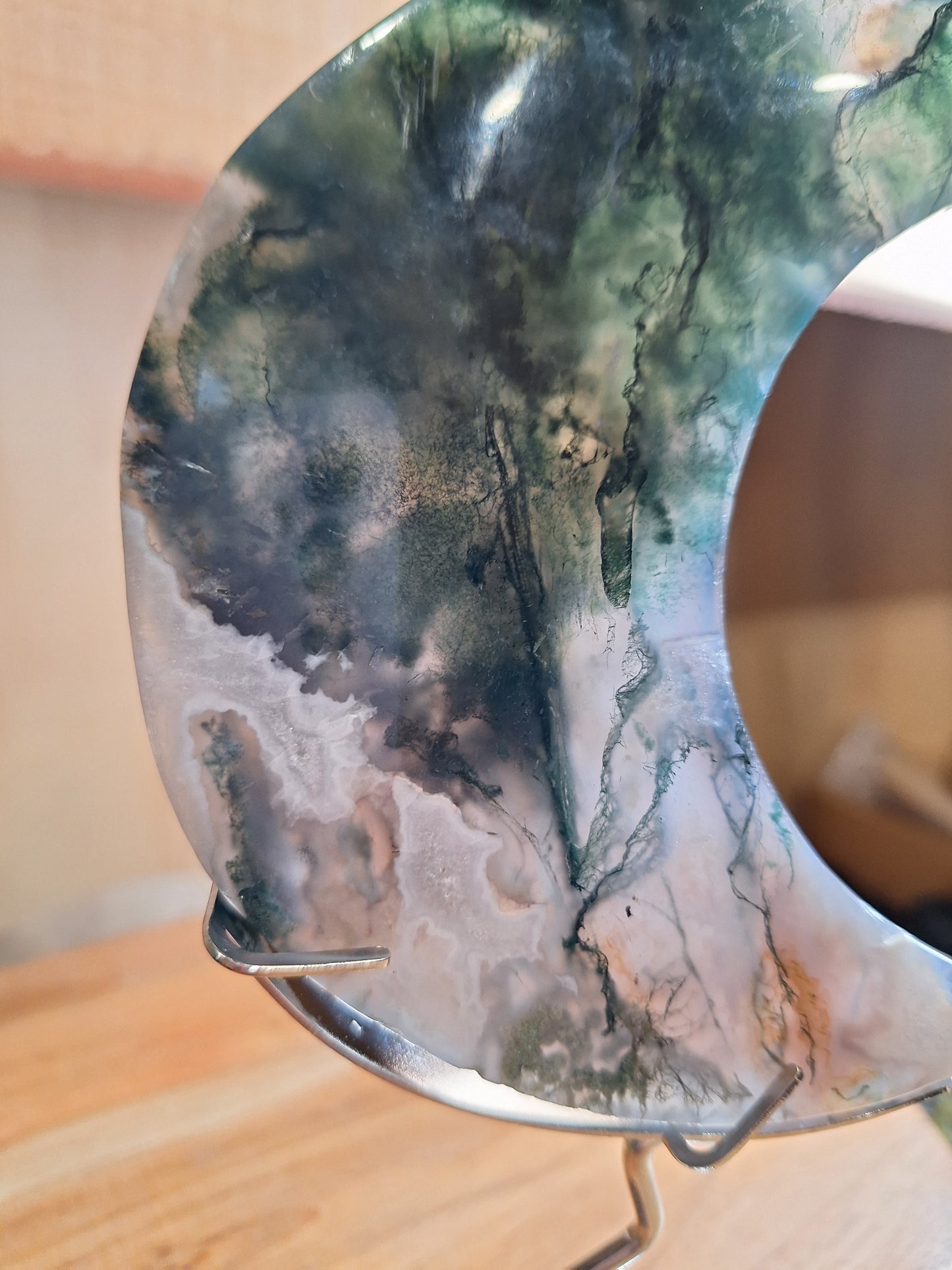 MOSS AGATE MOON INCLUDING STAND