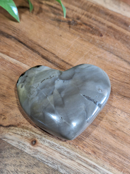 VOLCANO AGATE HEARTS