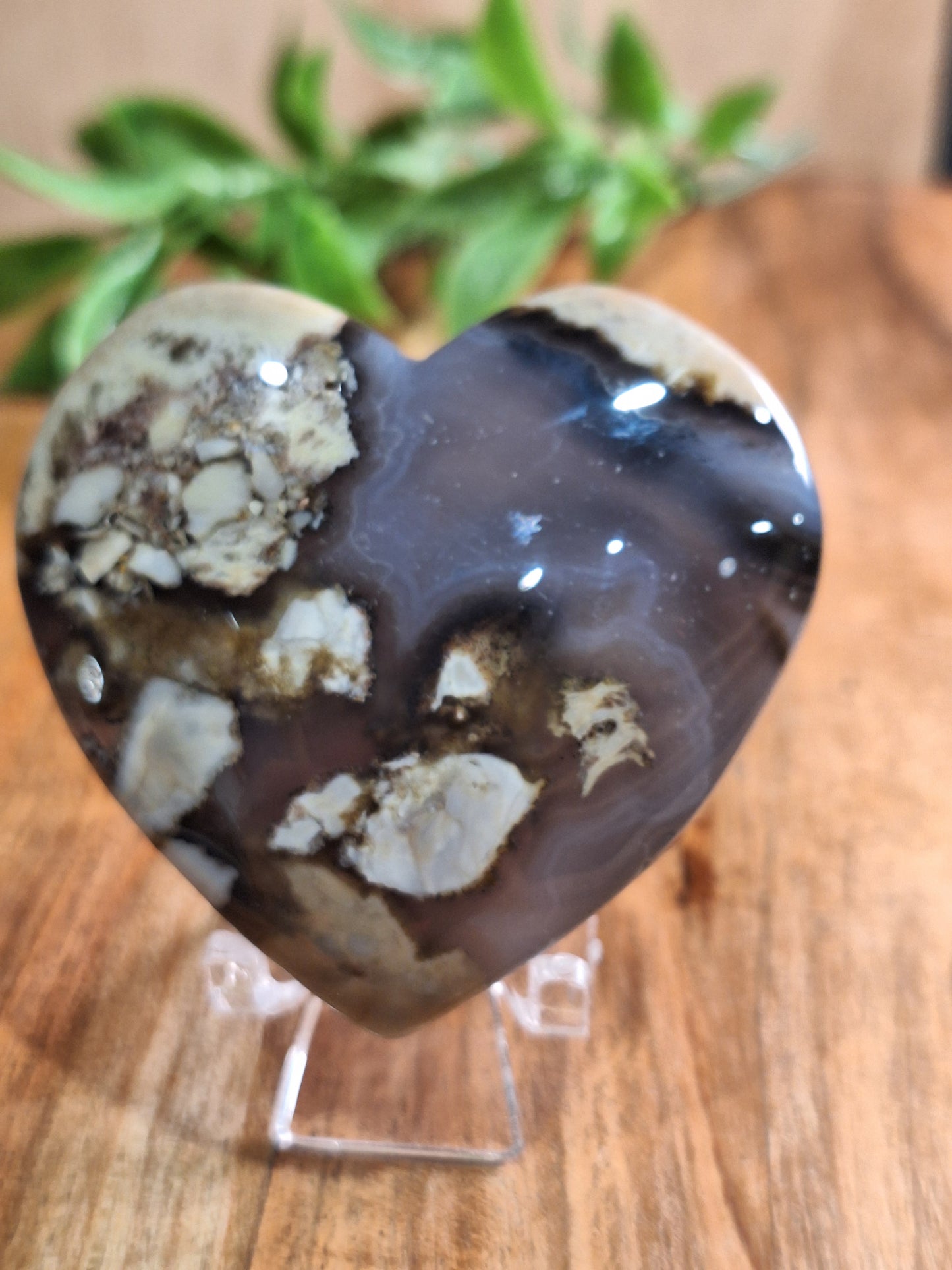 VOLCANO AGATE HEARTS