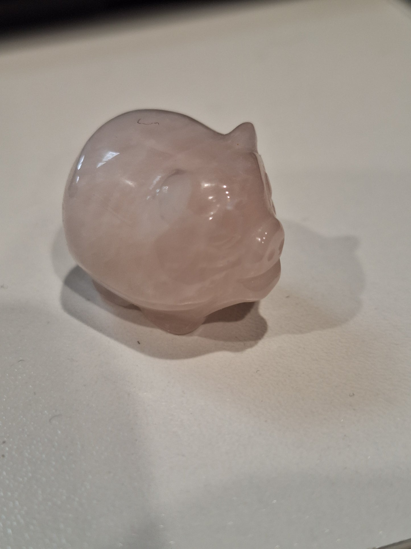 MINI CRYSTAL LARVIKITE PIGS