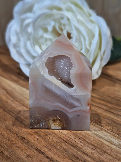 FLOWER AGATE FREEFORM