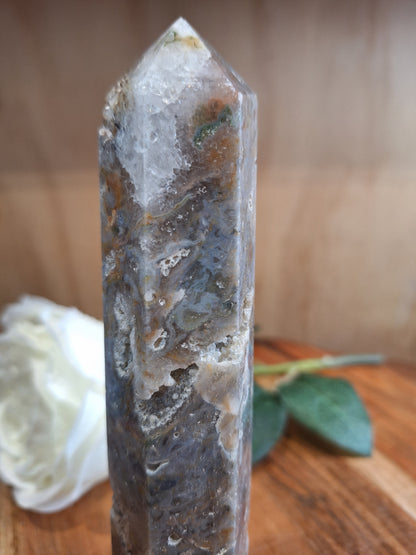 AGATE MOSS TOWER (SLIGHT LEAN, PRICED TO REFLECT THIS)