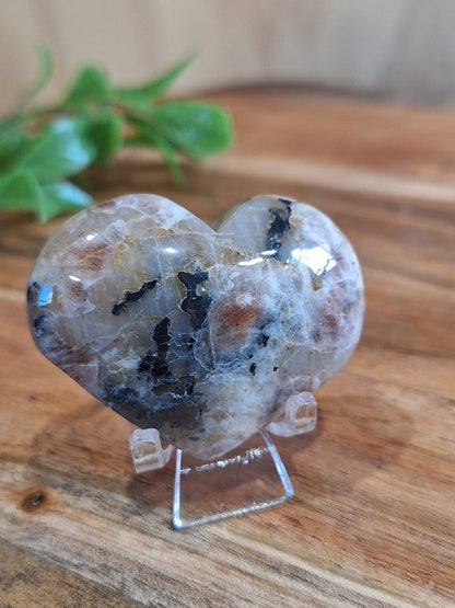 SUNSTONE MOONSTONE HEART