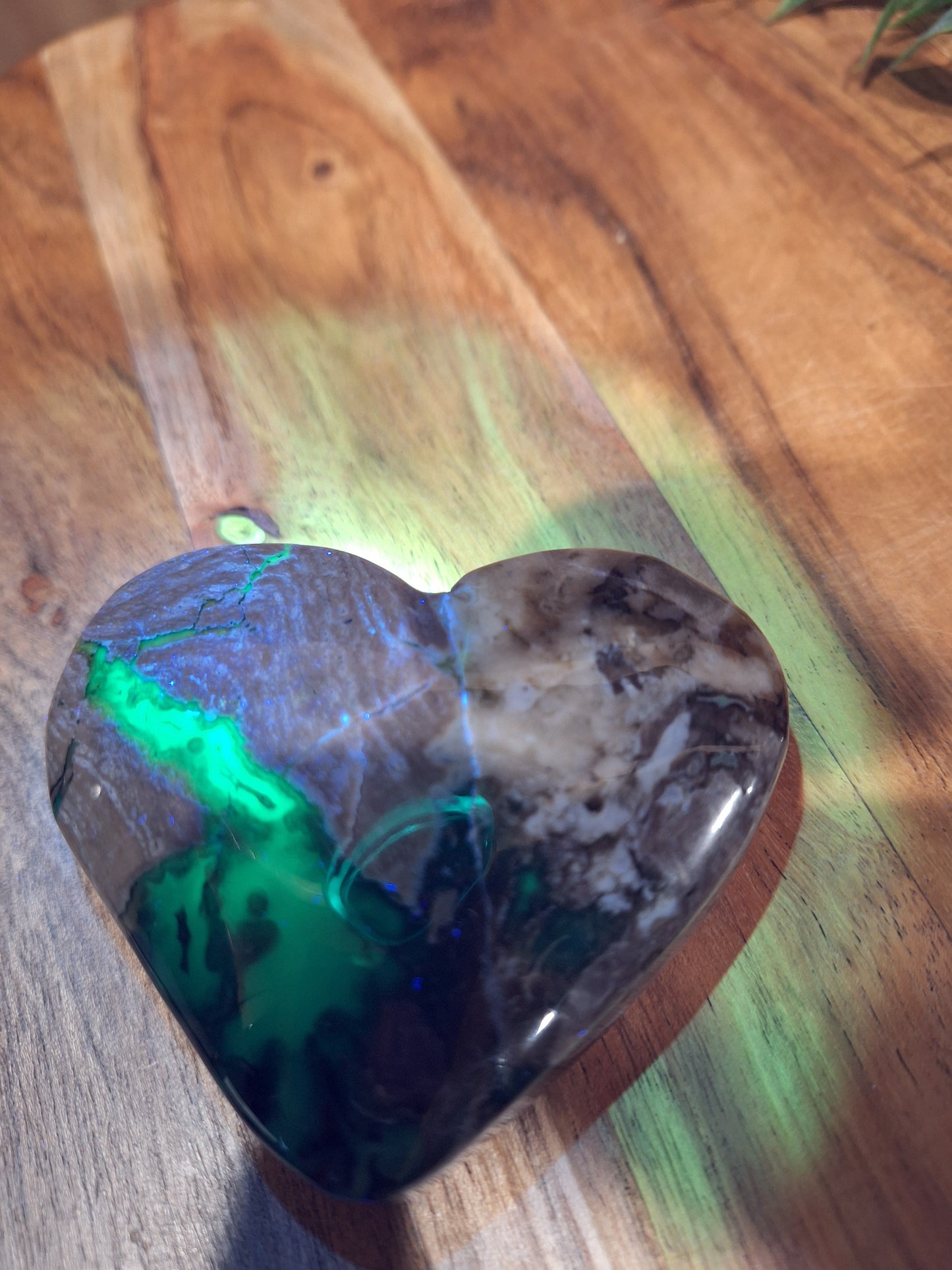 VOLCANO AGATE HEARTS