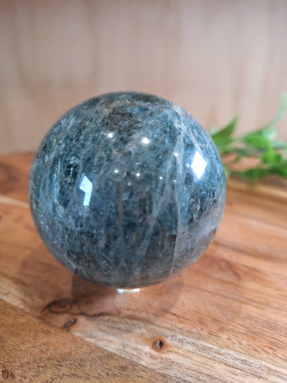 GREEN APATITE SPHERES