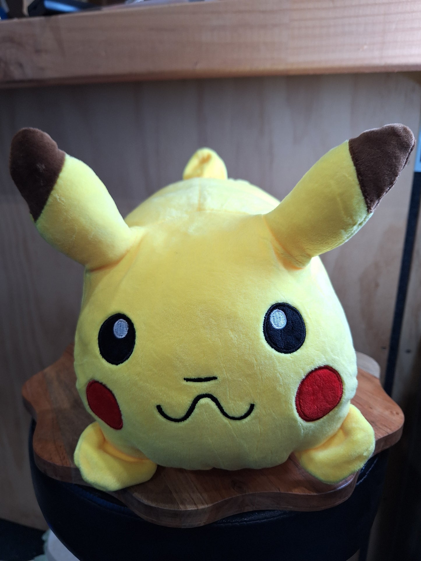 POKEMON 30cm PLUS PIKACHU HAND WARMER PLUSHY