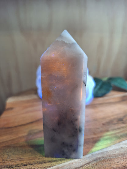 AFGHANITE POINTS (UV REACTIVE)