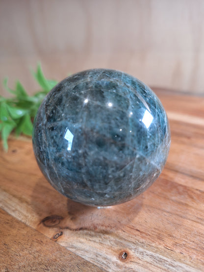 GREEN APATITE SPHERES