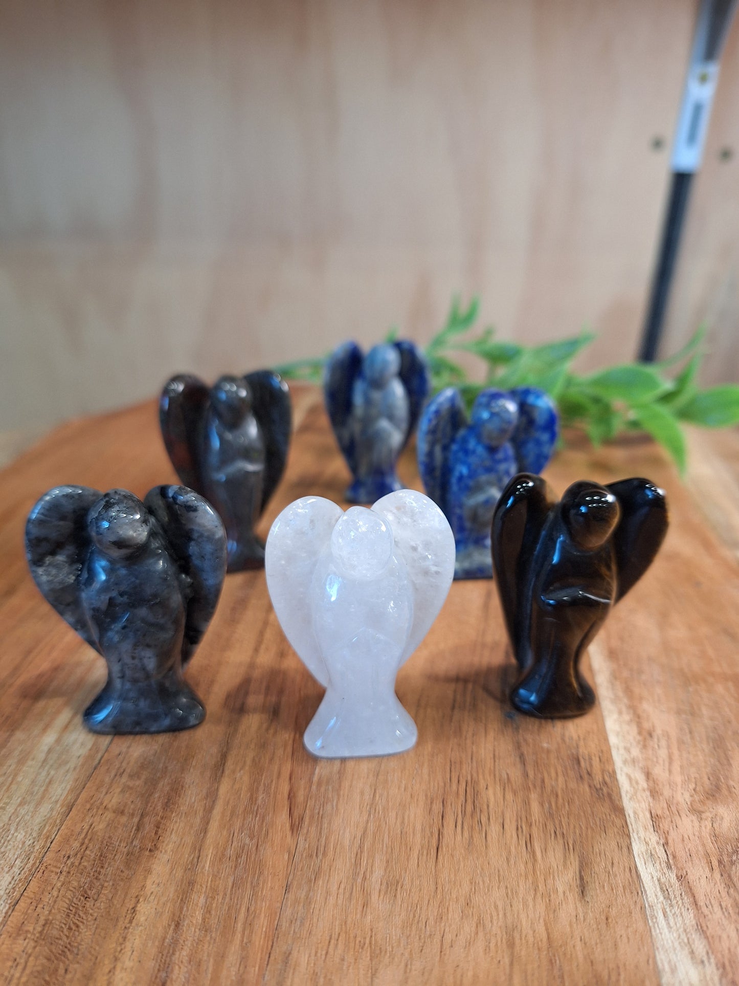 CRYSTAL ANGELS (MEDIUM)