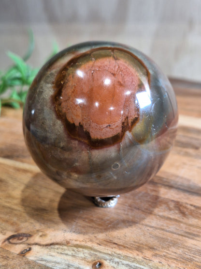 POLYCHROME SPHERE
