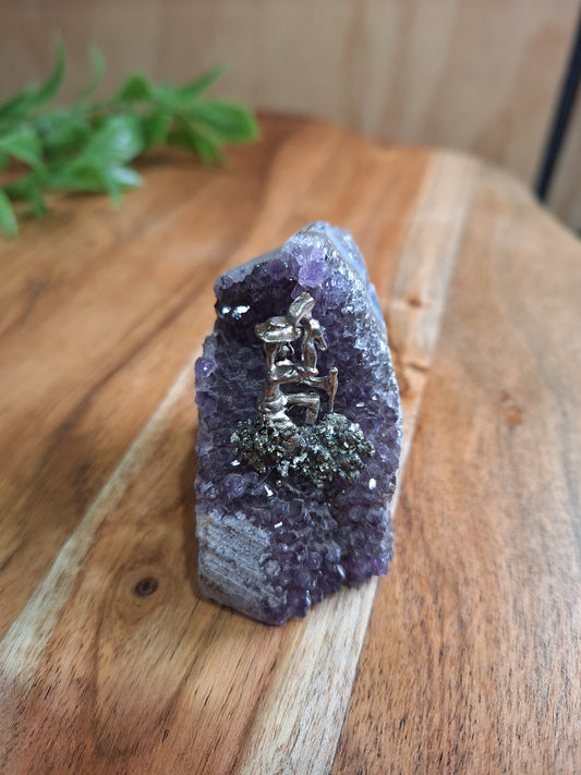 AMETHYST CLUSTERS COAL MINERS