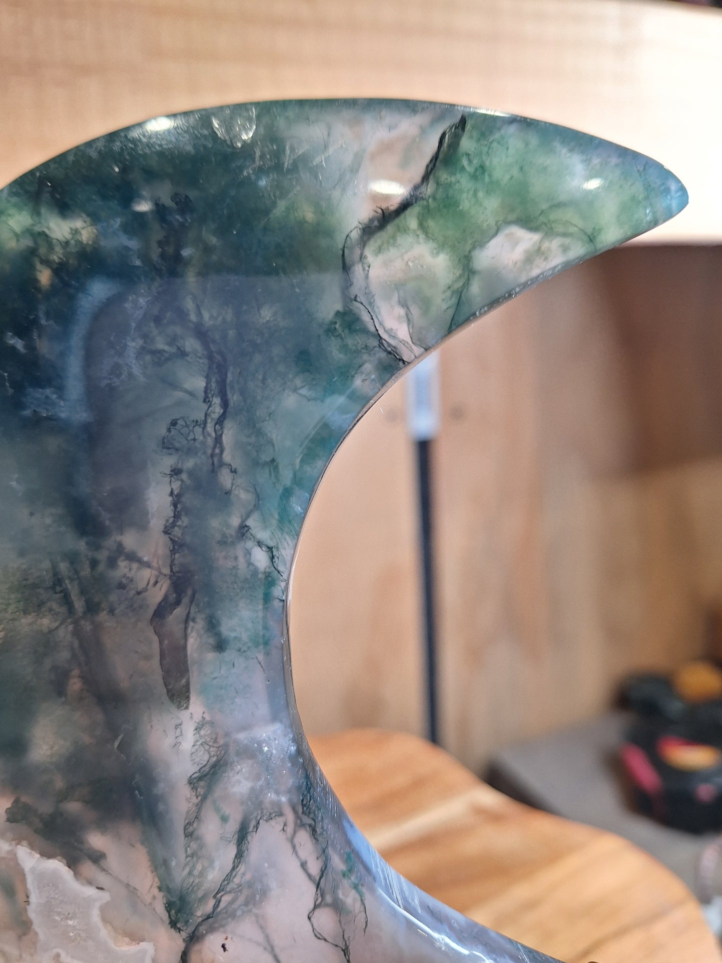 MOSS AGATE MOON INCLUDING STAND