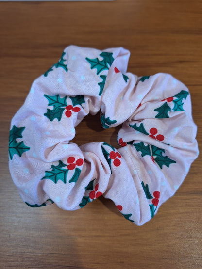 THEMED SCRUNCHIES