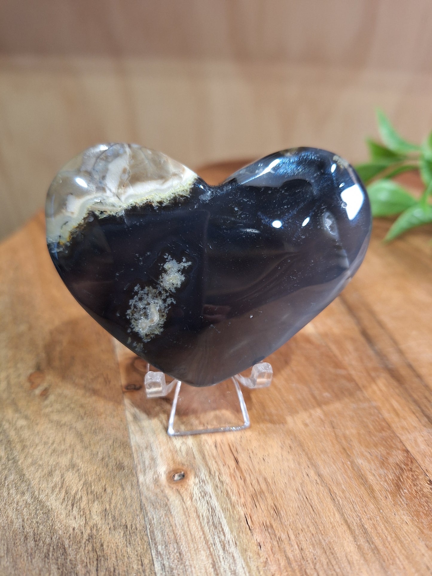VOLCANO AGATE HEARTS
