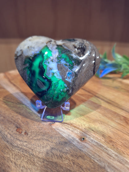 VOLCANO AGATE HEARTS