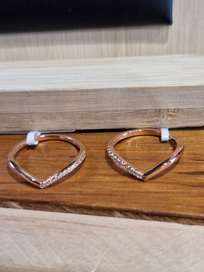 NON CRYSTAL JEWELLERY