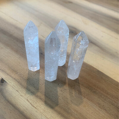 CLEAR QUARTZ MINI POINTS