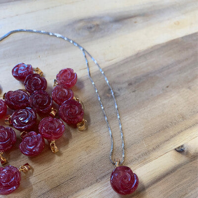 STRAWBERRY QUARTZ  FLOWER NECKLACE (ON SILVER CHAIN)