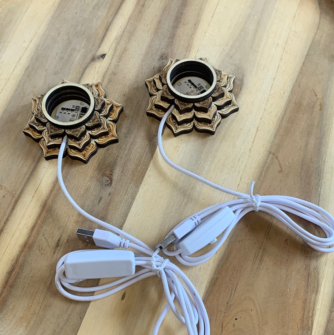 LOTUS LED STANDS (WHITE)